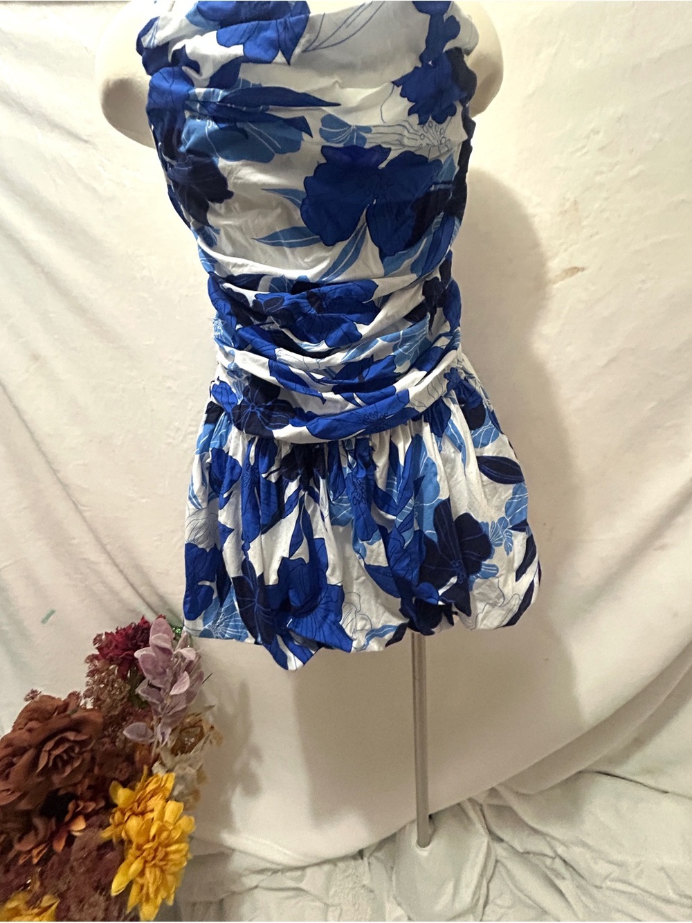 En Crème Blue Floral Print Halter Neck Ruched Bubble Hem Romper Dress Size M - Picture 10 of 14
